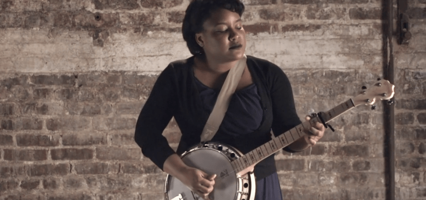 Anielle Reid | “Just Me and My Banjo” - dHarmic Evolution Podcast